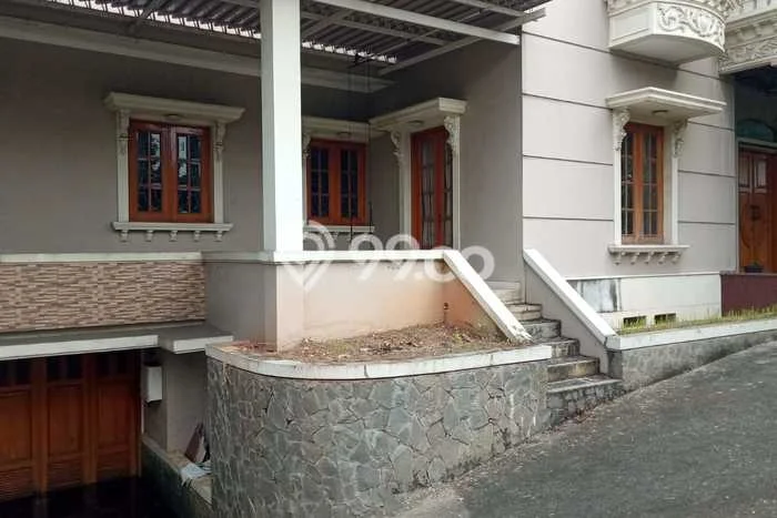 Rumah Elit Modern Siap Huni di Lippo Karawaci Tangerang Rumah Elit Modern Siap Huni di Lippo Karawaci Tangerang