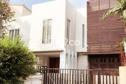 For Sale! Premium House LT 358m2 Desain Elegan di SCBD For Sale! Premium House LT 358m2 Desain Elegan di SCBD