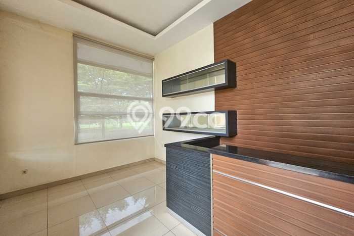 Gudang Disewa di Tangerang, Tangerang, LT 4000m2 / LB 2300m2 Gudang Disewa di Tangerang, Tangerang, LT 4000m2 / LB 2300m2