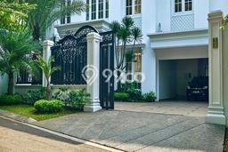 Rumah Luxury Modern Tanpa Renovasi di Pondok Indah Jakarta Selatan Rumah Luxury Modern Tanpa Renovasi di Pondok Indah Jakarta Selatan