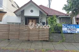 Rumah Minimalis 5 KT di BSD Griya Loka Tangerang Semi Furnished Rumah Minimalis 5 KT di BSD Griya Loka Tangerang Semi Furnished