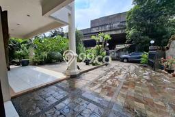 Rumah Elit Modern Tanpa Renovasi di Bintaro Jakarta Selatan Rumah Elit Modern Tanpa Renovasi di Bintaro Jakarta Selatan