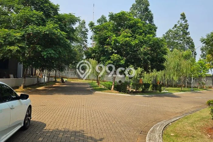 Lahan Dijual Lokasi Strategis di Tangerang Selatan dengan Luas 137m2 Lahan Dijual Lokasi Strategis di Tangerang Selatan dengan Luas 137m2