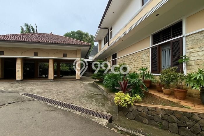 Rumah Luxury Modern Tanpa Renovasi di Bintaro Jakarta Selatan Rumah Luxury Modern Tanpa Renovasi di Bintaro Jakarta Selatan