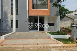 Jual Rumah Luas Megah Dengan View Cantik di Bintaro, Tangerang Selatan Jual Rumah Luas Megah Dengan View Cantik di Bintaro, Tangerang Selatan