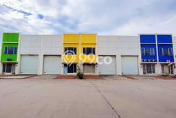 Area Ramai! Gudang Dijual di Karawang Barat untuk Bisnis Luas Bangunan 162m2 Area Ramai! Gudang Dijual di Karawang Barat untuk Bisnis Luas Bangunan 162m2