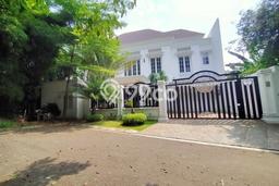 Rumah Mewah LB 1000m2 Siap Huni Desain Elegan di Pondok Indah, Jakarta Selatan Rumah Mewah LB 1000m2 Siap Huni Desain Elegan di Pondok Indah, Jakarta Selatan