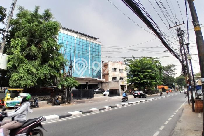 Kantor Dijual di Kebayoran Lama LT 346m2, LB 1200m2 untuk Investasi Kantor Dijual di Kebayoran Lama LT 346m2, LB 1200m2 untuk Investasi