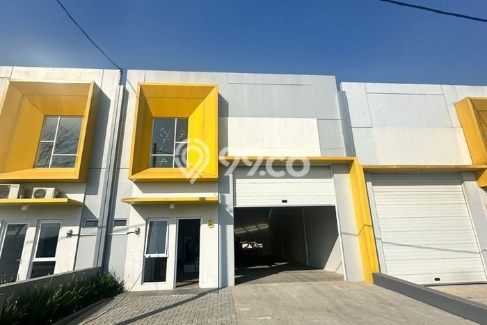 Gudang Dijual di Bandung LT 294m2 & LB 162m2 Lokasi Terbaik! Gudang Dijual di Bandung LT 294m2 & LB 162m2 Lokasi Terbaik!