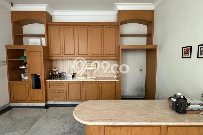Hunian Modern dengan LT 450m2 & LB 450m2 Disewakan di Pantai Indah Kapuk Hunian Modern dengan LT 450m2 & LB 450m2 Disewakan di Pantai Indah Kapuk