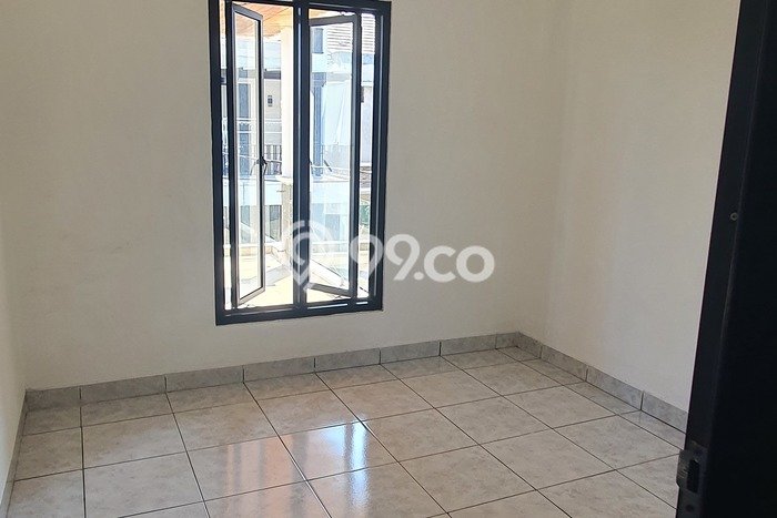 For Sale Rumah 3 Kamar Lokasi Ideal Bagus dan Strategis di Pondok Aren For Sale Rumah 3 Kamar Lokasi Ideal Bagus dan Strategis di Pondok Aren