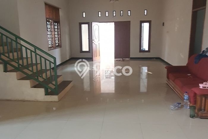 Rumah Bagus Siap Pakai Di Pondok Aren Luas 500m2 Lokasi Strategis Rumah Bagus Siap Pakai Di Pondok Aren Luas 500m2 Lokasi Strategis