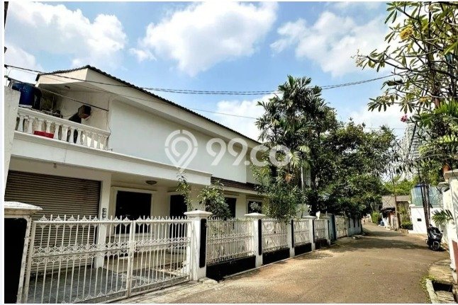 Rumah Elit Modern Tanpa Renovasi di Kemang Jakarta Selatan Rumah Elit Modern Tanpa Renovasi di Kemang Jakarta Selatan