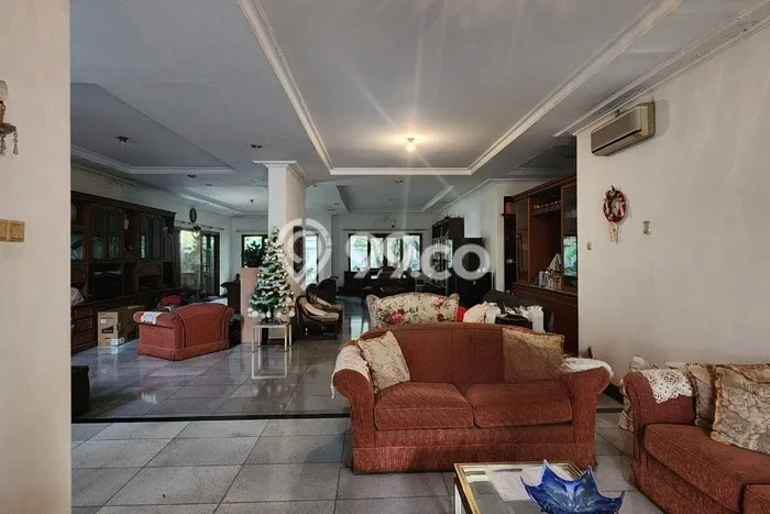 Dijual Rumah Luas Megah Dengan View Cantik di Lebak Bulus, Jakarta Selatan Dijual Rumah Luas Megah Dengan View Cantik di Lebak Bulus, Jakarta Selatan