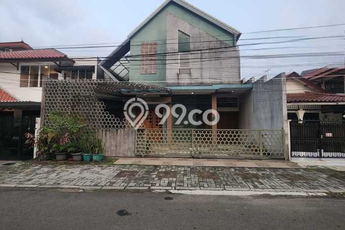 For Sale! Luxury House LT 235m2 Desain Modern di Pakubuwono For Sale! Luxury House LT 235m2 Desain Modern di Pakubuwono