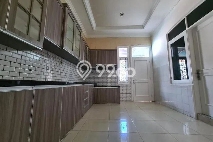 Rumah Elit Modern Siap Huni di Lebak Bulus Jakarta Selatan Rumah Elit Modern Siap Huni di Lebak Bulus Jakarta Selatan