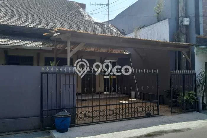 Rumah Modern 4 KT LT 503m2 di Mulyorejo Rumah Modern 4 KT LT 503m2 di Mulyorejo