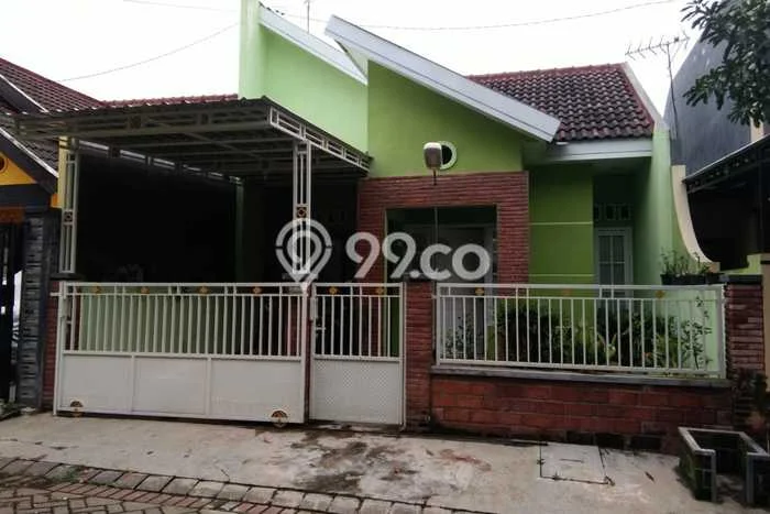 For Sale Rumah 3 Kamar Lokasi Strategis Bagus dan Strategis di Klojen For Sale Rumah 3 Kamar Lokasi Strategis Bagus dan Strategis di Klojen