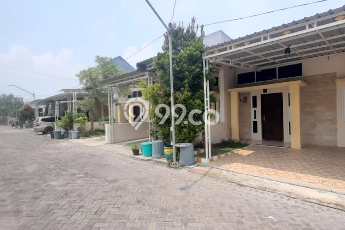 Dijual Rumah Strategis Bagus Punya 2 KT di Manyar Gresik SHM Dijual Rumah Strategis Bagus Punya 2 KT di Manyar Gresik SHM