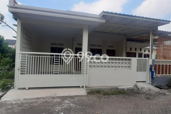 Dijual Cepat Rumah Bagus Siap Huni LB 85m2 di Arjowinangun, Malang Dijual Cepat Rumah Bagus Siap Huni LB 85m2 di Arjowinangun, Malang