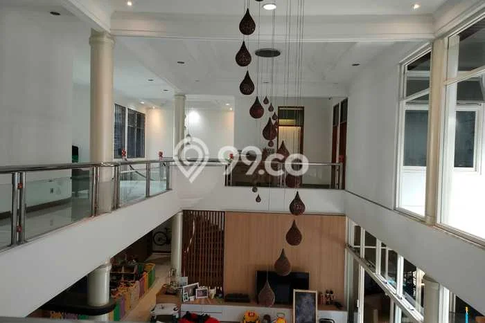 JUAL CEPAT! Rumah Siap Huni Area Strategis Regol, Luas 400m² Bangunan 550m² JUAL CEPAT! Rumah Siap Huni Area Strategis Regol, Luas 400m² Bangunan 550m²