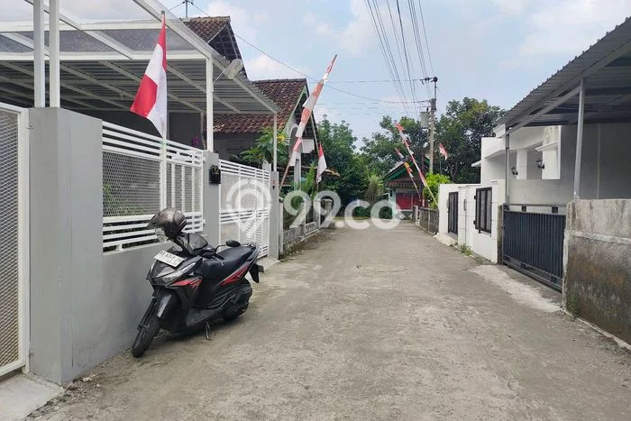 Rumah Strategis Modern Lb 90m2 di Ngemplak, Sleman Rumah Strategis Modern Lb 90m2 di Ngemplak, Sleman