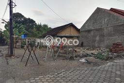 Tanah Investasi Dijual di Sleman Punya Luas 120m2 Tanah Investasi Dijual di Sleman Punya Luas 120m2