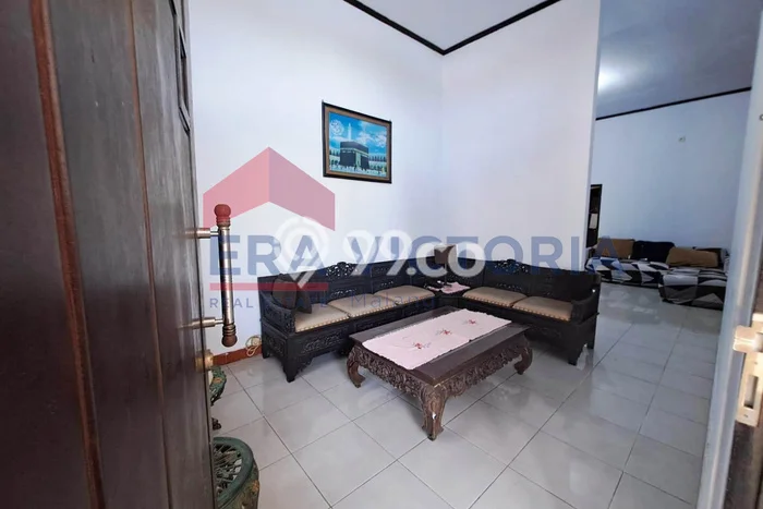 Rumah Strategis Modern Lb 100m2 di Singosari, Malang Rumah Strategis Modern Lb 100m2 di Singosari, Malang