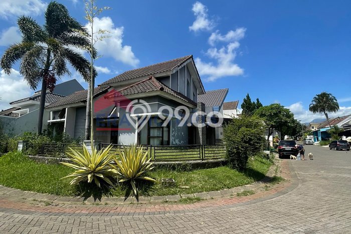 Hunian Cantik Modern Lb 100m2 di Dau, Malang Hunian Cantik Modern Lb 100m2 di Dau, Malang