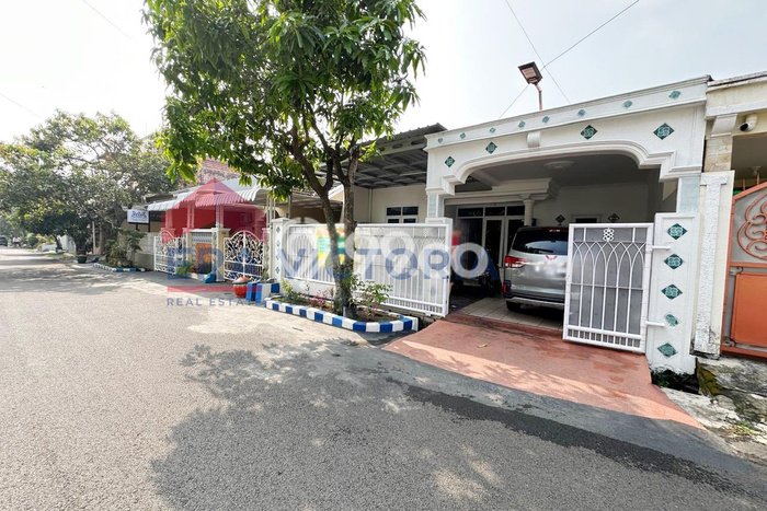 Rumah Modern Cantik 3 Kamar Bisa Langsung Pindah di Blimbing Rumah Modern Cantik 3 Kamar Bisa Langsung Pindah di Blimbing
