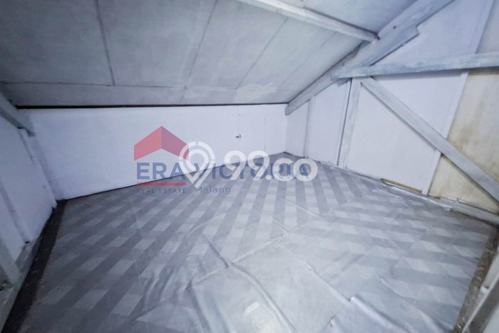 Rumah Strategis Modern Lb 200m2 di Blimbing, Malang Rumah Strategis Modern Lb 200m2 di Blimbing, Malang