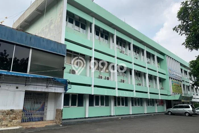 Gudang Disewakan di Tebet, Luas 1000m², Area Berkembang Gudang Disewakan di Tebet, Luas 1000m², Area Berkembang