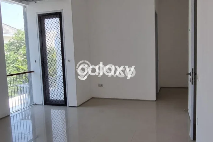Dijual Rumah Premium dengan Fasilitas Sekitar Lengkap di Mulyorejo, Surabaya Dijual Rumah Premium dengan Fasilitas Sekitar Lengkap di Mulyorejo, Surabaya