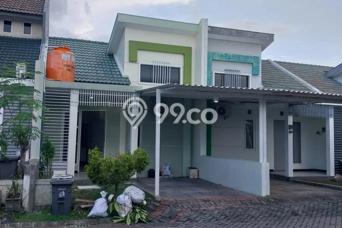 Dijual Cepat Rumah Favorit Siap Huni LB 90m2 di Sukolilo, Surabaya Dijual Cepat Rumah Favorit Siap Huni LB 90m2 di Sukolilo, Surabaya