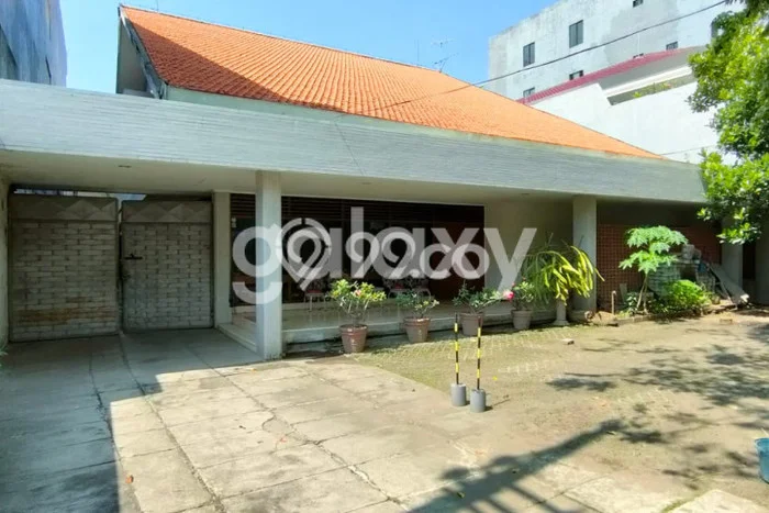 Rumah Luxury Modern Tanpa Renovasi di Surabaya Kota Surabaya Rumah Luxury Modern Tanpa Renovasi di Surabaya Kota Surabaya