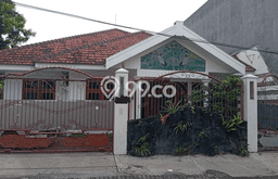 Ready to Use! Premium House LT 400m2 Desain Elegan di Sukomanunggal Ready to Use! Premium House LT 400m2 Desain Elegan di Sukomanunggal
