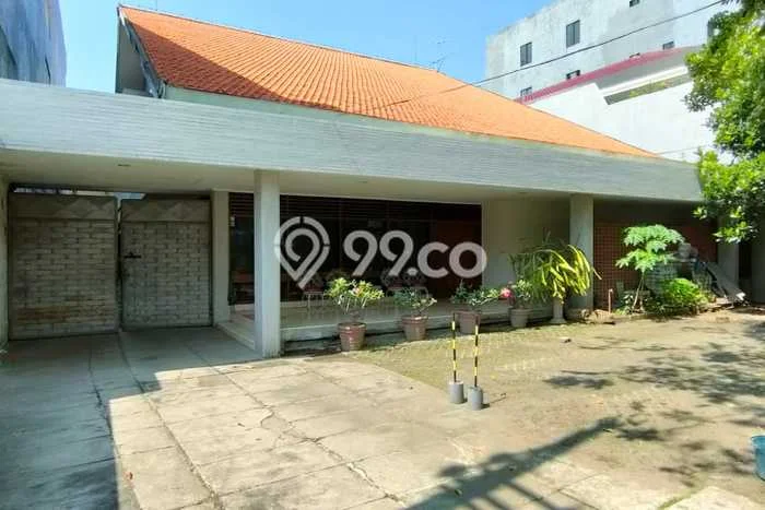 Rumah Luxury Modern Tanpa Renovasi di Surabaya Kota Surabaya Rumah Luxury Modern Tanpa Renovasi di Surabaya Kota Surabaya