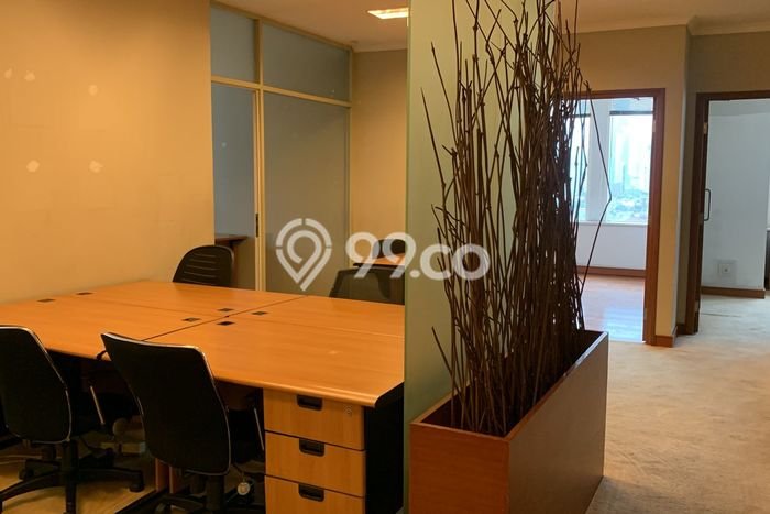 Unit Kantor Disewakan di Mega Kuningan di Area Ramai & Strategis Unit Kantor Disewakan di Mega Kuningan di Area Ramai & Strategis