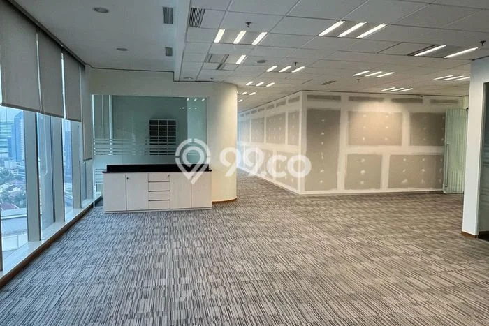 Kantor Disewa di Jakarta Selatan dengan LB 239m2 Area Komersial Ramai Kantor Disewa di Jakarta Selatan dengan LB 239m2 Area Komersial Ramai