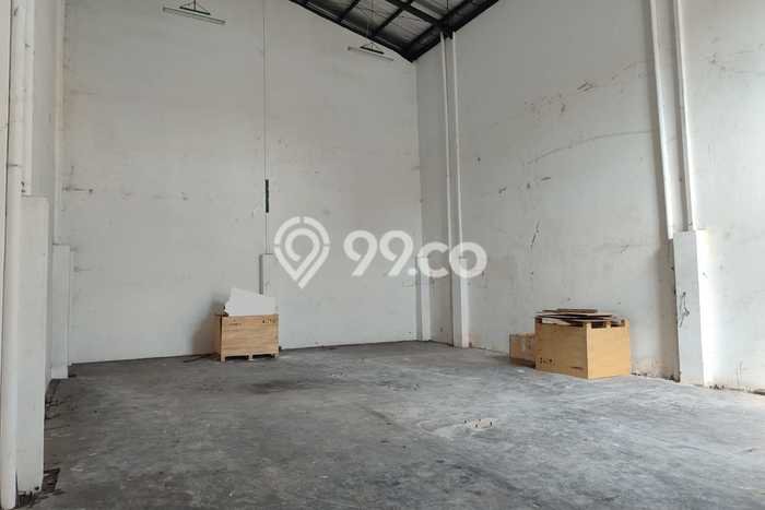 AREA PREMIUM! Gudang Disewakan di Cakung, Luas 152m², Area Strategis AREA PREMIUM! Gudang Disewakan di Cakung, Luas 152m², Area Strategis