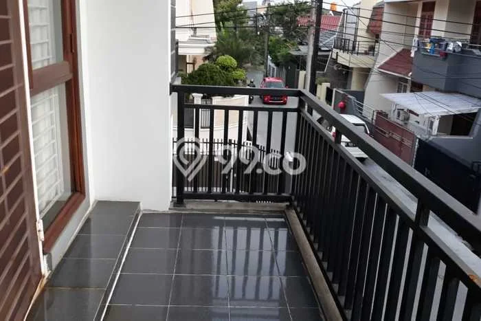 Jual Rumah Luas Megah Dengan View Eksklusif di Duri Kepa, Jakarta Barat Jual Rumah Luas Megah Dengan View Eksklusif di Duri Kepa, Jakarta Barat