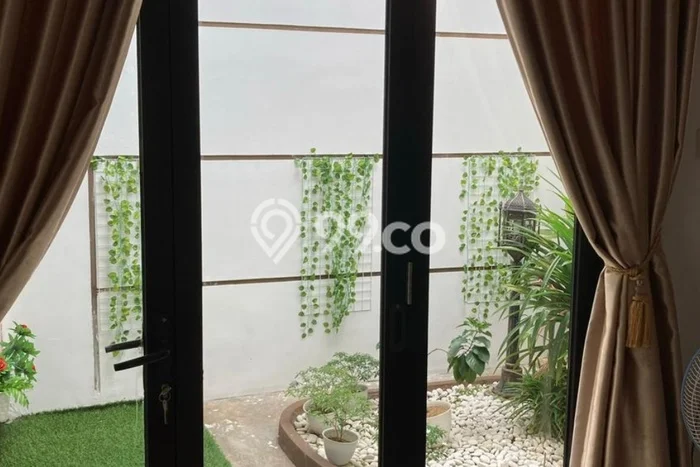 Rumah Luas Asri 3 KT Siap Pakai di Condet Jakarta Timur Rumah Luas Asri 3 KT Siap Pakai di Condet Jakarta Timur