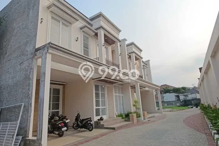 Rumah Modern 4 KT di Bambu Apus Jakarta Timur Semi Furnished Rumah Modern 4 KT di Bambu Apus Jakarta Timur Semi Furnished
