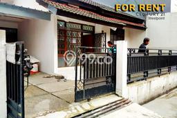 Disewakan Rumah Murah di Taman Kopo Indah Bandung dengan 2 KT Disewakan Rumah Murah di Taman Kopo Indah Bandung dengan 2 KT
