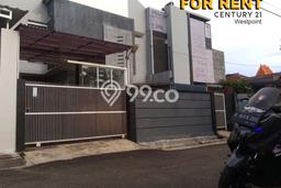 Disewakan Rumah Harga Terjangkau di Cijagra Bandung dengan 4 Kamar Tidur Disewakan Rumah Harga Terjangkau di Cijagra Bandung dengan 4 Kamar Tidur