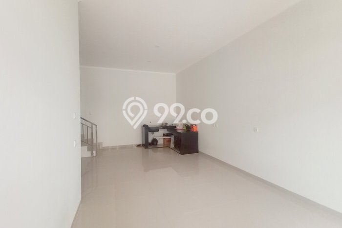 Rumah di Babakan Ciparay, LT 96m2m², Bangunan 130m2m² Rumah di Babakan Ciparay, LT 96m2m², Bangunan 130m2m²