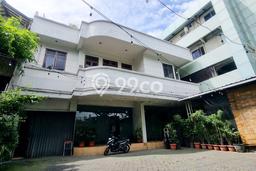 Hunian Mewah LB 440m2 Siap Pakai Desain Elegan di Pajajaran, Bandung Hunian Mewah LB 440m2 Siap Pakai Desain Elegan di Pajajaran, Bandung