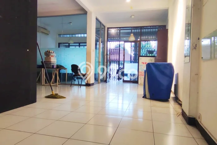 Sewa Rumah Murah di Buah Batu Bandung Punya 5 Kamar Tidur Sewa Rumah Murah di Buah Batu Bandung Punya 5 Kamar Tidur