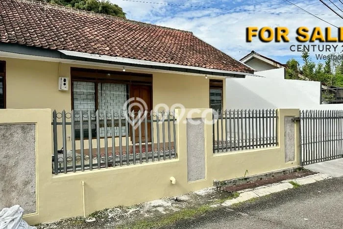 Jual Rumah Favorit Siap Huni LB 100m2 di Babakan Ciparay, Bandung Jual Rumah Favorit Siap Huni LB 100m2 di Babakan Ciparay, Bandung