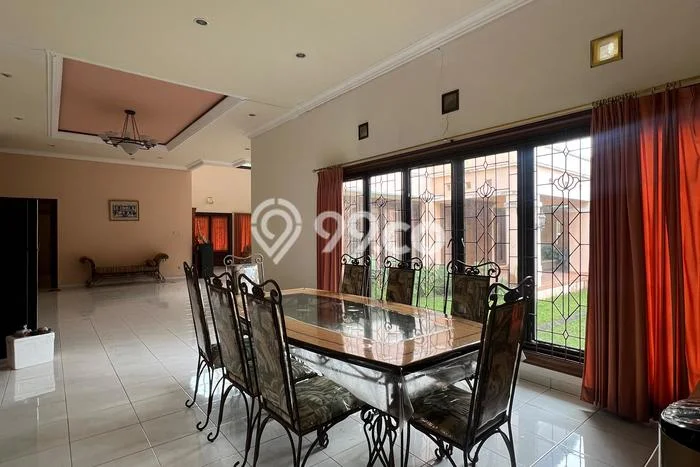 Vila Kawasan Prigen, Luas 2500m2m², Akses ke Fasilitas Umum Vila Kawasan Prigen, Luas 2500m2m², Akses ke Fasilitas Umum